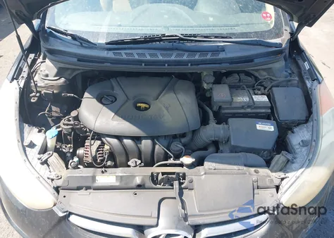 2012 Hyundai Elantra Limited (Ulsan Plant) z USA, uszkodzony, nr VIN KMHDH4AE5CU181598